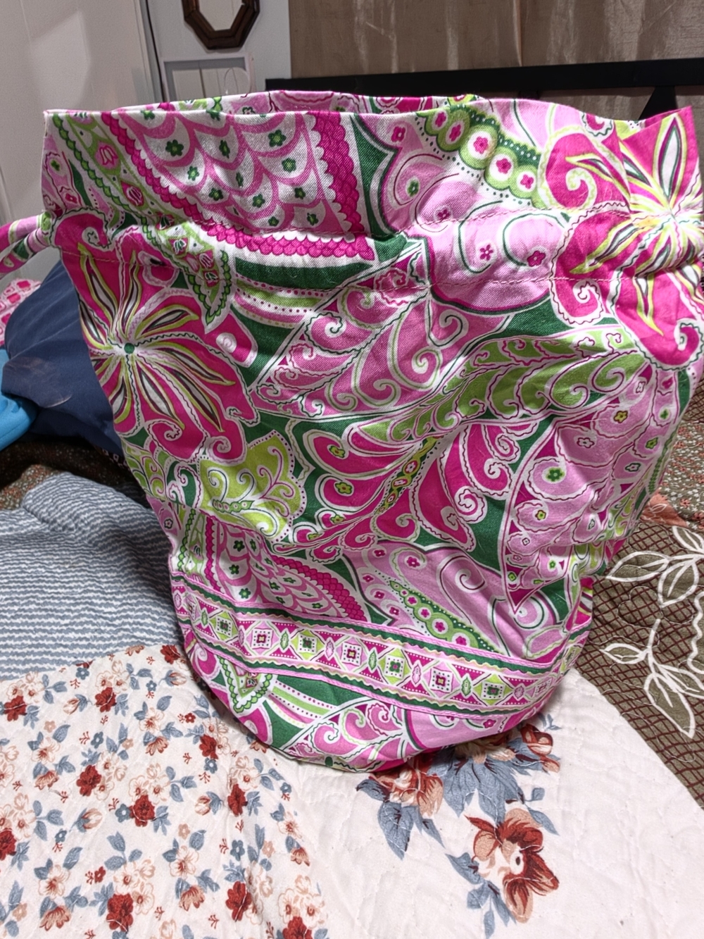 Vera Bradley Ditty Bag Tutti Frutti Retired Pattern Pink Green Paisley.